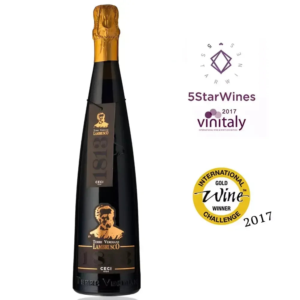 Elegante bottiglia di Lambrusco 'Terre Verdiane', premiata, dal rosso brillante. Perfetta per abbinamenti con piatti emiliani.