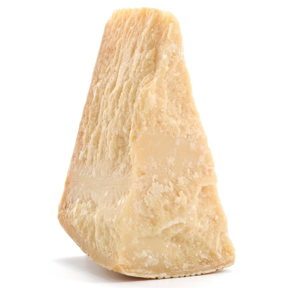Parmigiano Reggiano DOP Solodibruna®, stagionato 24 mesi. Presenta una crosta dorata, una texture granulosa, un profumo avvolgente e un sapore ricco.