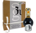 Aceto balsamico biologico extra vecchio di Modena, invecchiato per oltre 25 anni, con un aroma elegante e presentato in una bottiglia con un packaging chic per regali.