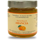 Süßer und natürlicher Geschmack in einem Glas: die handwerklich hergestellte Orangenmarmelade von Cascina Pizzavacca, ideal für Brot und Desserts.