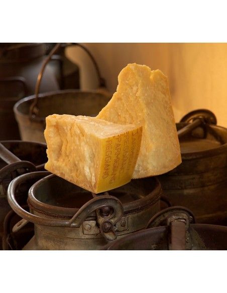 Parmigiano Reggiano BOB - Bergproduct - Caseificio Borgotaro - 24 Maanden (1,35 kg)