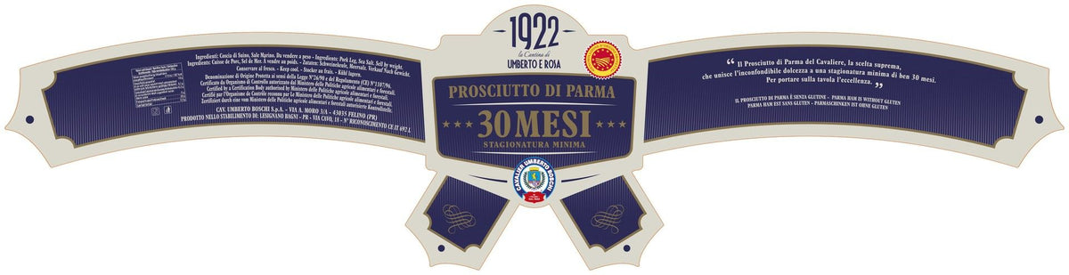 Interamente italiano, questo Prosciutto di Parma DOP di 30 mesi, con osso, si presenta in una cassa di legno, riflettendo l'eccellenza della sua stagionatura artigianale.