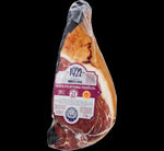 Un prosciutto di Parma disossato di 24 mesi, pronto per arricchire le vostre ricette con il suo sapore dolce tipico della tradizione italiana.