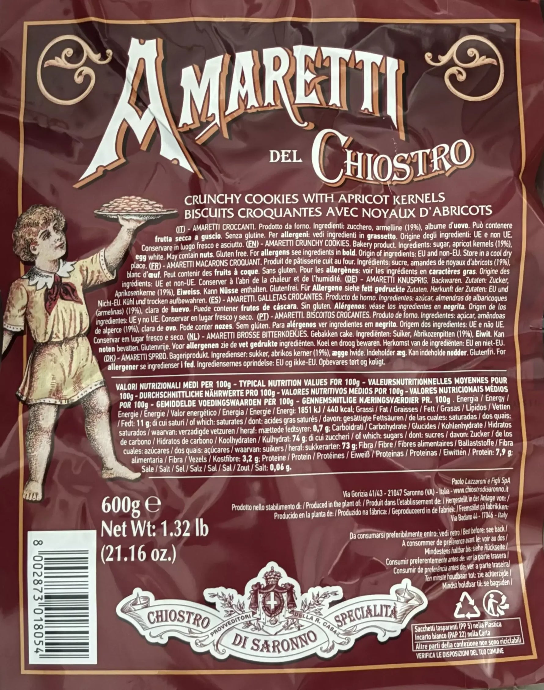 Una confezione rossa di Amaretti Croccanti del Chiostro di Saronno, con un'illustrazione di un bambino e la lista degli ingredienti.