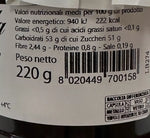 Un vasetto da 220g di mostarda di cipolle rosse, mostrando chiaramente etichetta nutrizionale e codice a barre.