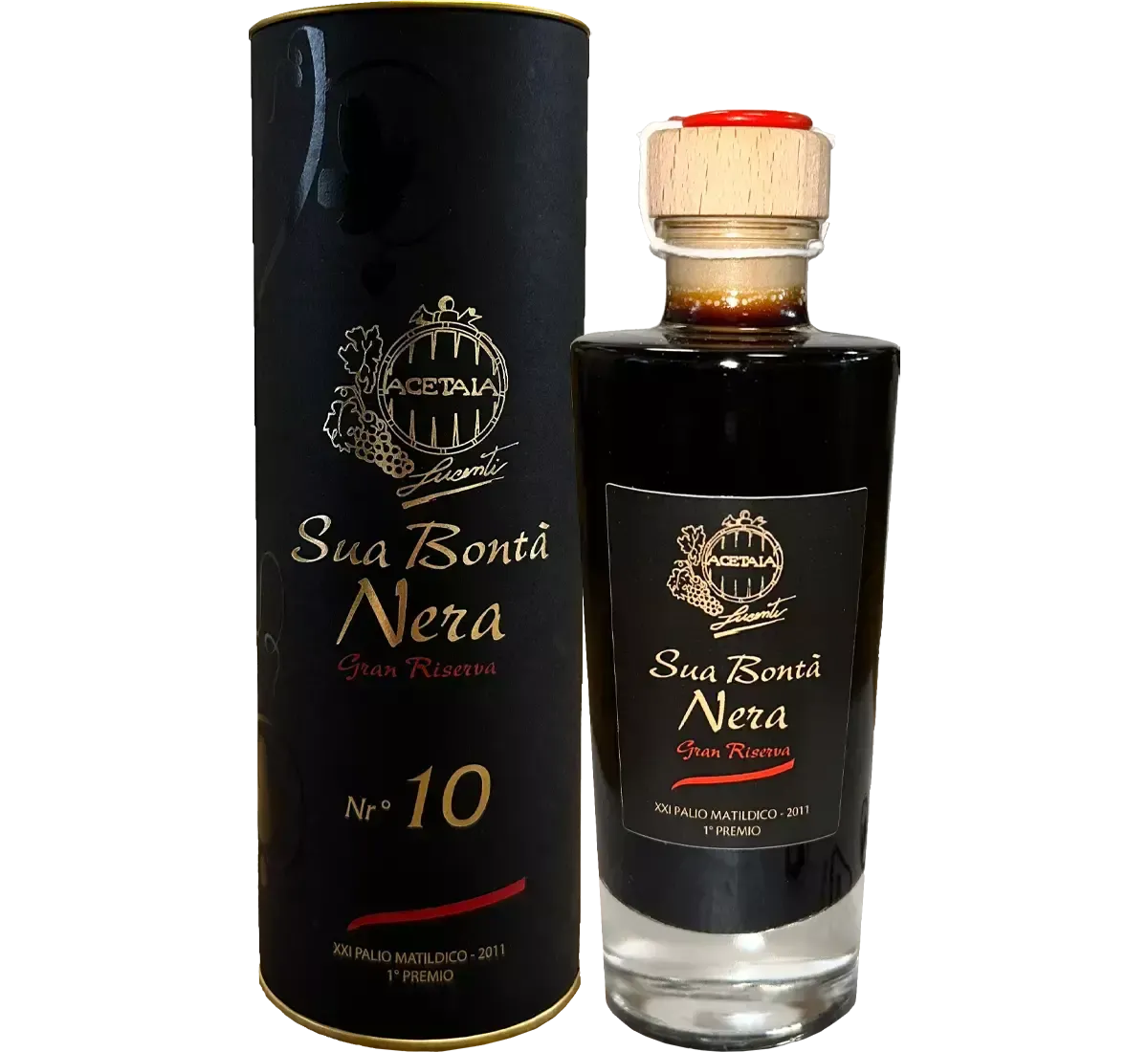 Una bottiglia di Sua Bontà Nera Gran Riserva, condimento balsamico di eleganza, si mostra raffinata accanto alla sua confezione.