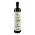 Un'elegante bottiglia di olio extra vergine d'oliva bio, prodotto italiano firmato Ranieri. L'etichetta è verde, in netto contrasto con lo sfondo bianco.