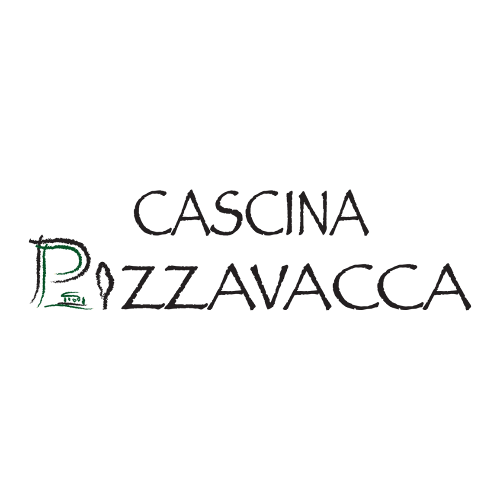 Logo di Cascina Pizzavacca, raffinato design con testo elegante, evocando tradizione e qualità artigianale italiana.