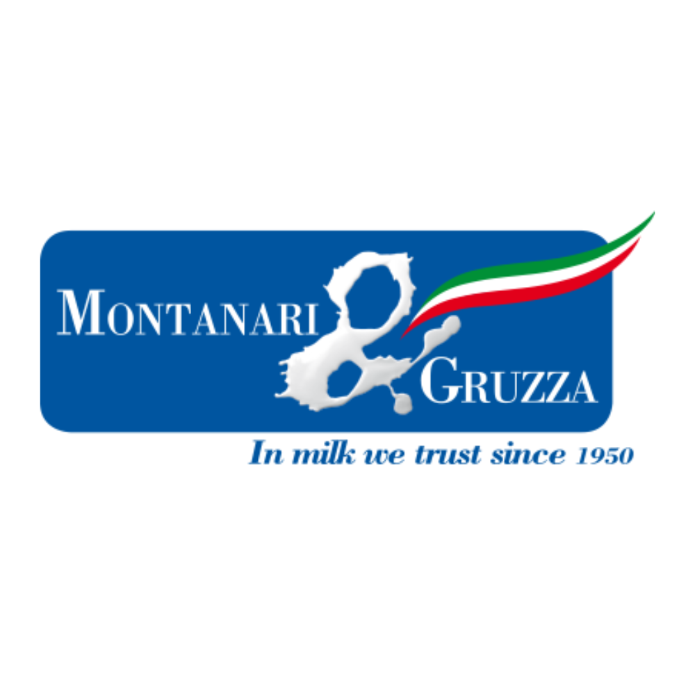 Logo Montanari & Gruzza con bandiera italiana e slogan "In milk we trust since 1950". Eleganza e tradizione casearia.
