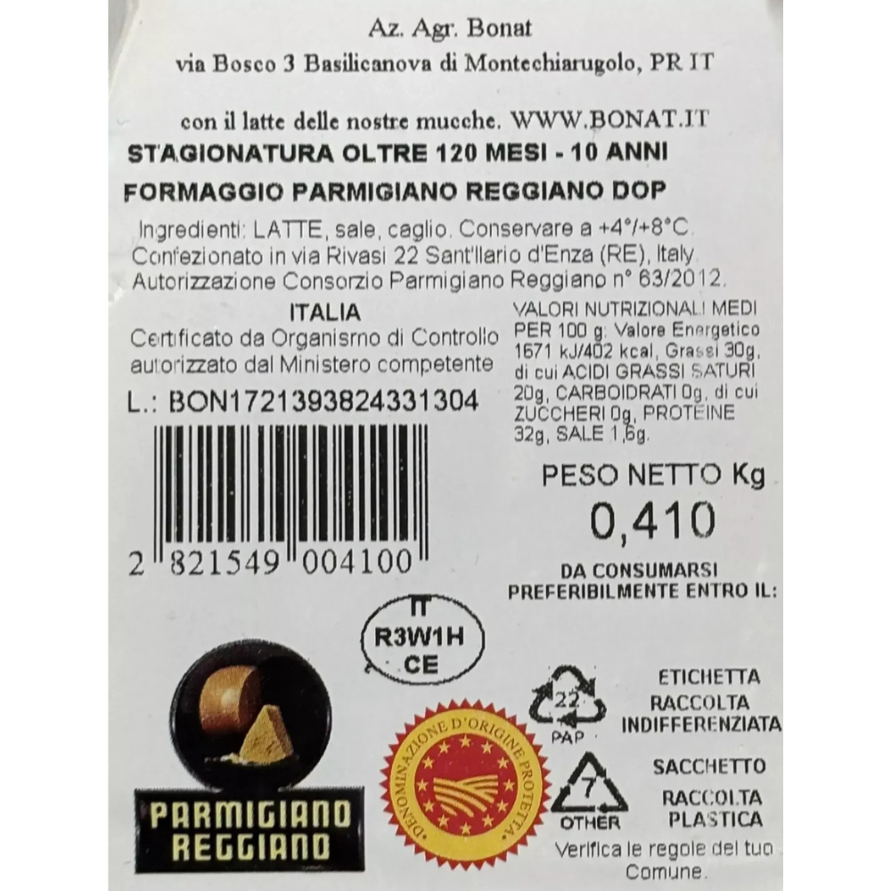 Scopri la confezione di Parmigiano Reggiano DOP Bonat, stagionato 10 anni, con sigilli di qualità ed etichette informative.