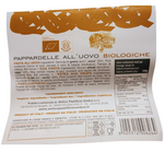pappardelle all'uovo biologica prodotte da antico pastificio umbro. pasta di semola di grano duro all'uovo trafilata in bronzo confezione da 250 gr. l'etichetta indica gli ingredienti, gli allergeni , i valori nutrizionali, il metodo di conservazione, il tempodi cottura e la data di scadenza
