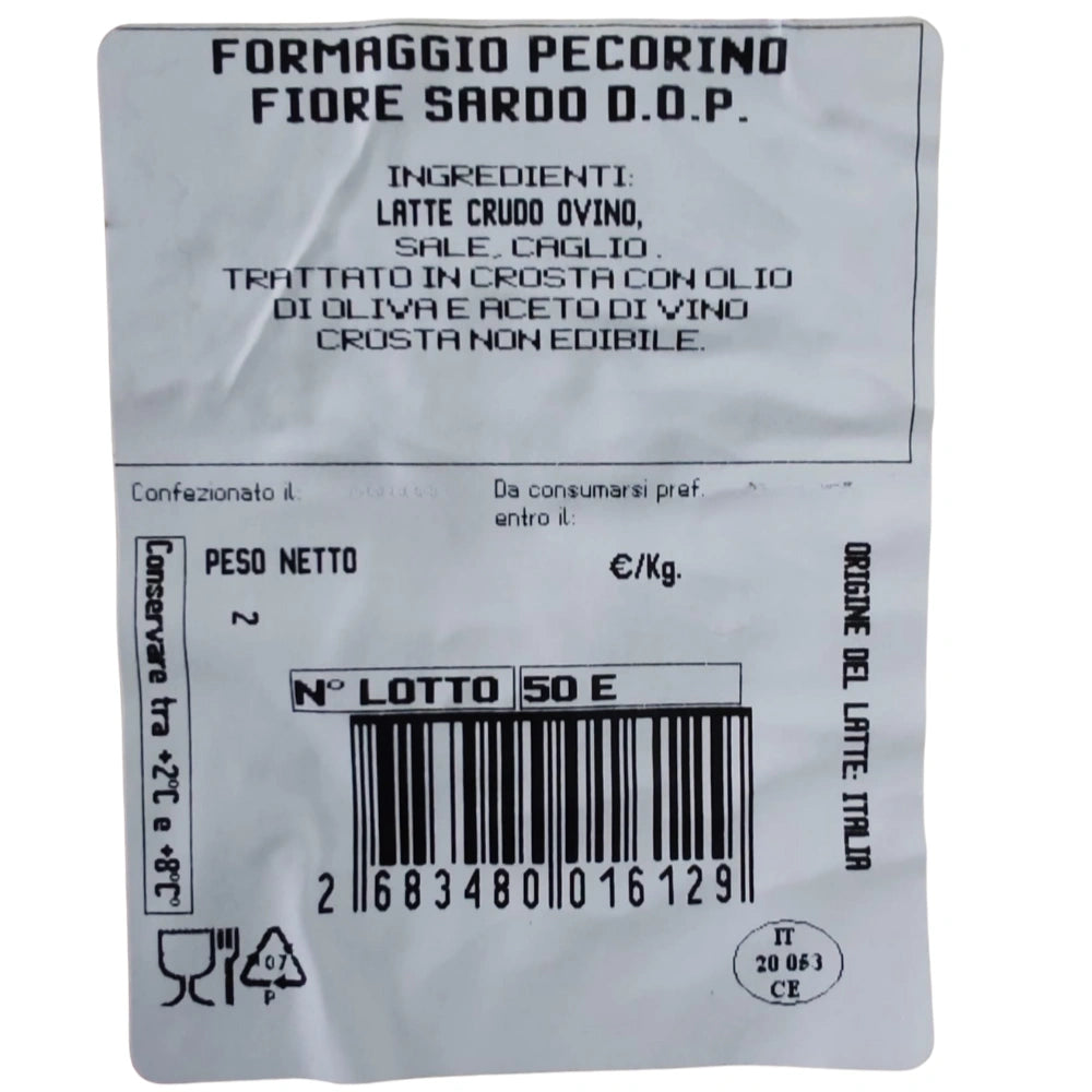 formaggio pecorino fiore sardo dop sotto vuoto prodotto da sepi formaggi. l'etichetta indica gli ingredienti, allegenti, peso e scadenza
